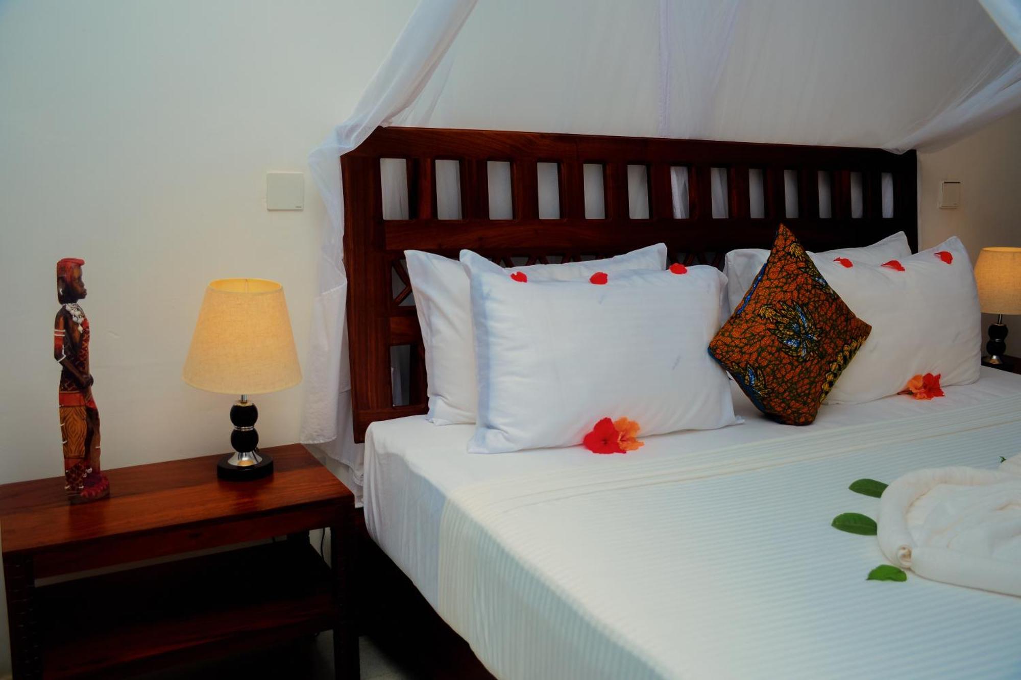 Manolo Beach Resort Uroa Exterior foto